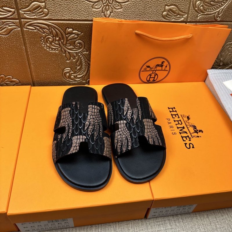 H**mes slippers